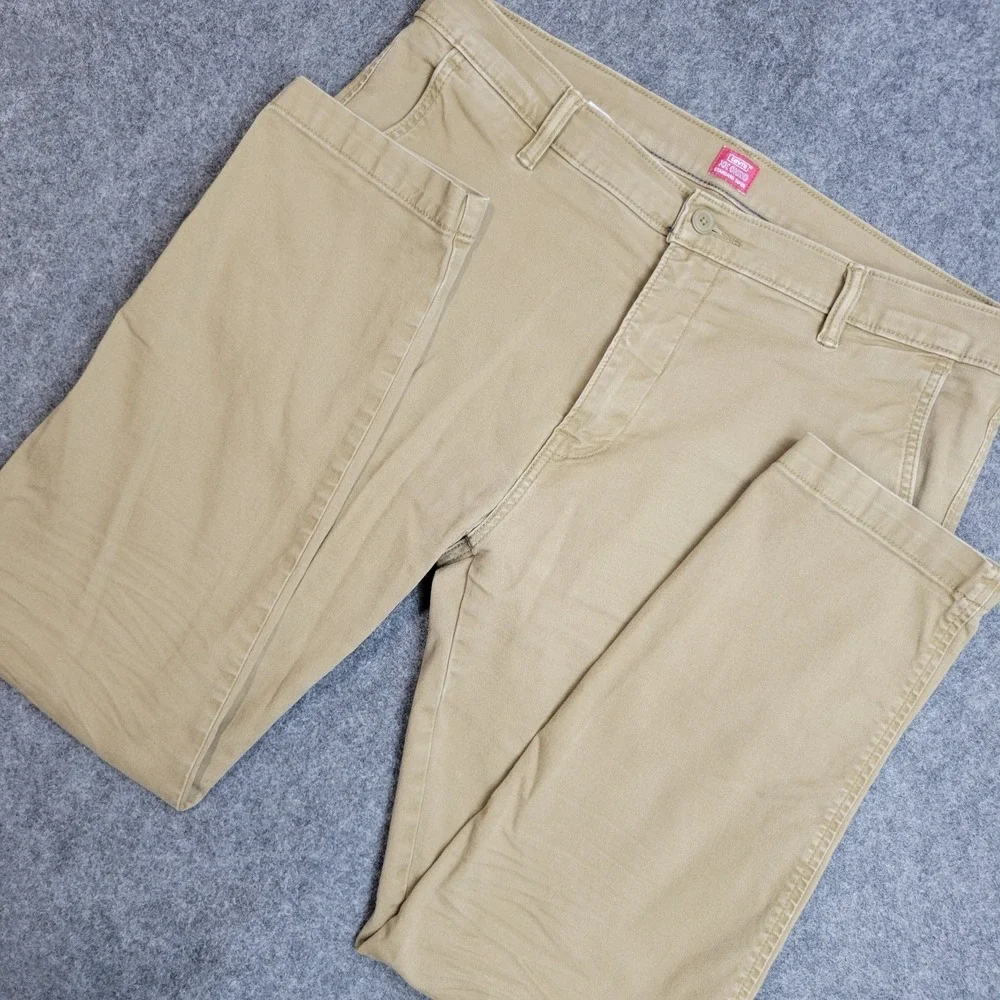 Levis Chino Pants Mens 36x32 Brown Stretch Flat Front XX Standard Tapered Leg